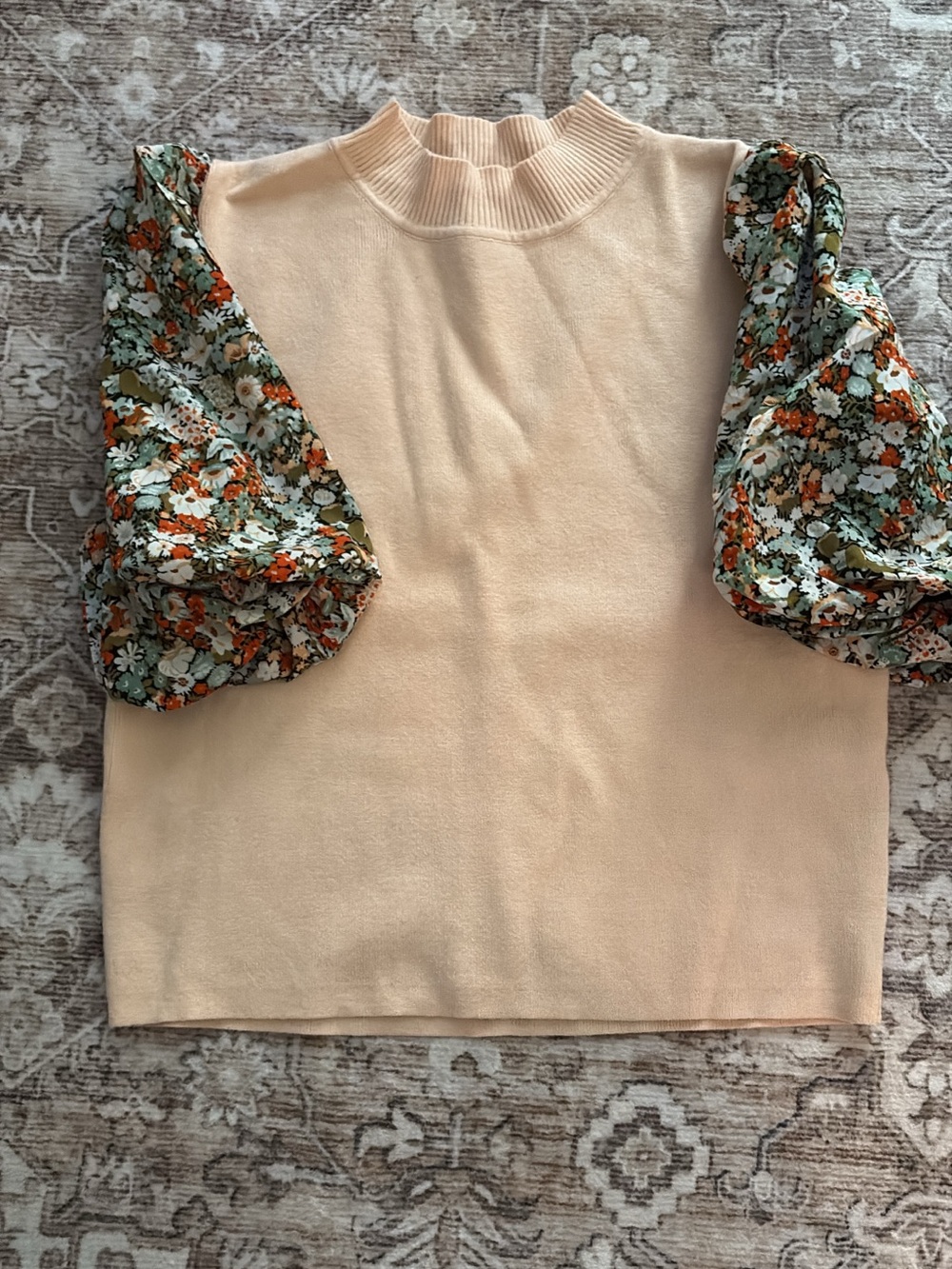 THML Top with Floral Puff Sleeves
